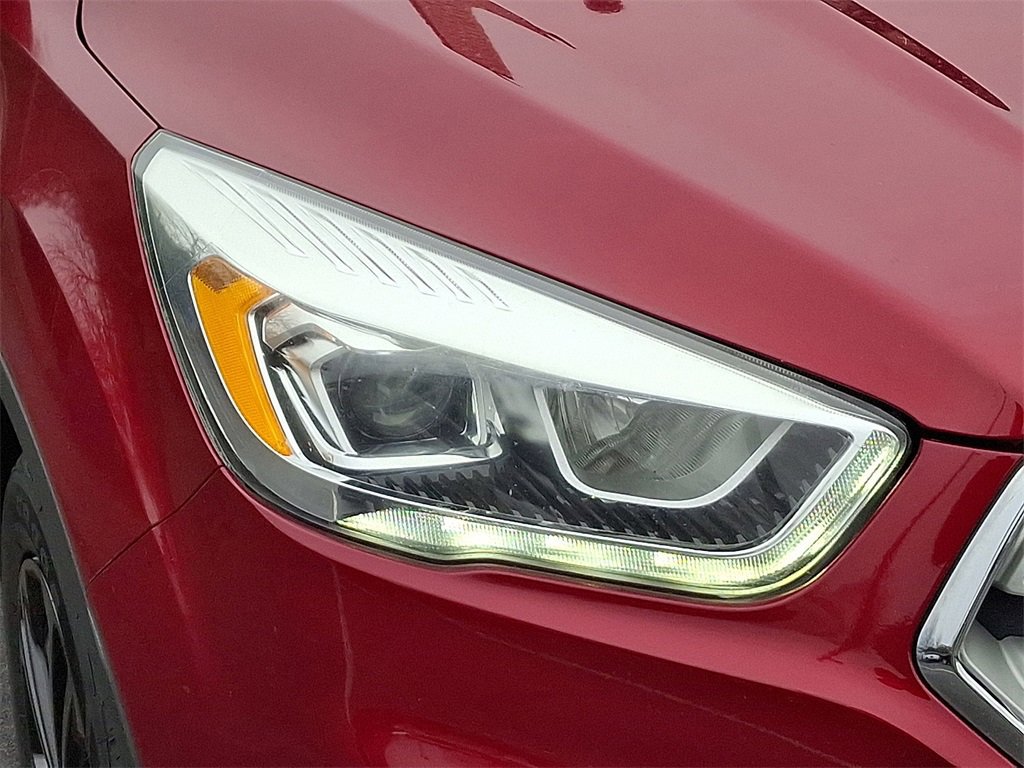 Certified 2018 Ford Escape SEL image 10