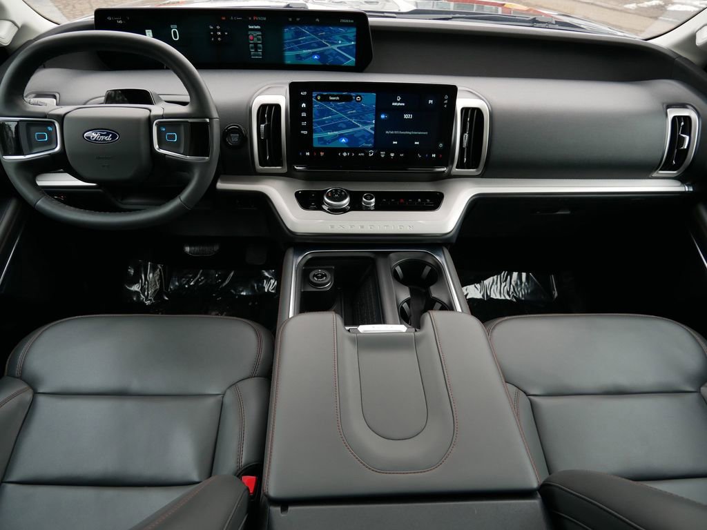 Certified 2025 Ford Expedition Active AWD/4WD image 13