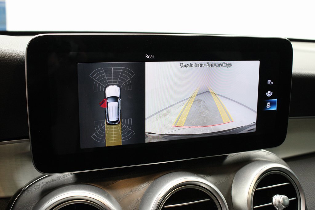 Used 2021 Mercedes-Benz GLC 300 image 9