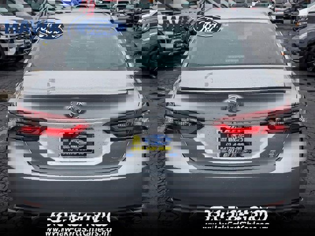 Used 2023 Toyota Camry SE image 4