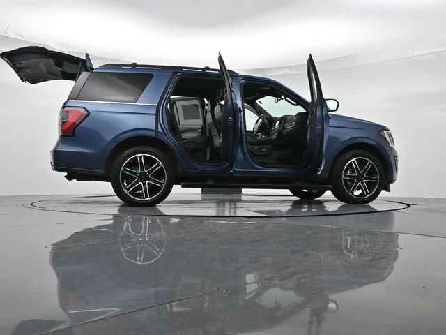 Certified 2019 Ford Expedition Limited w/ Equipment Group 303A AWD/4WD image 58