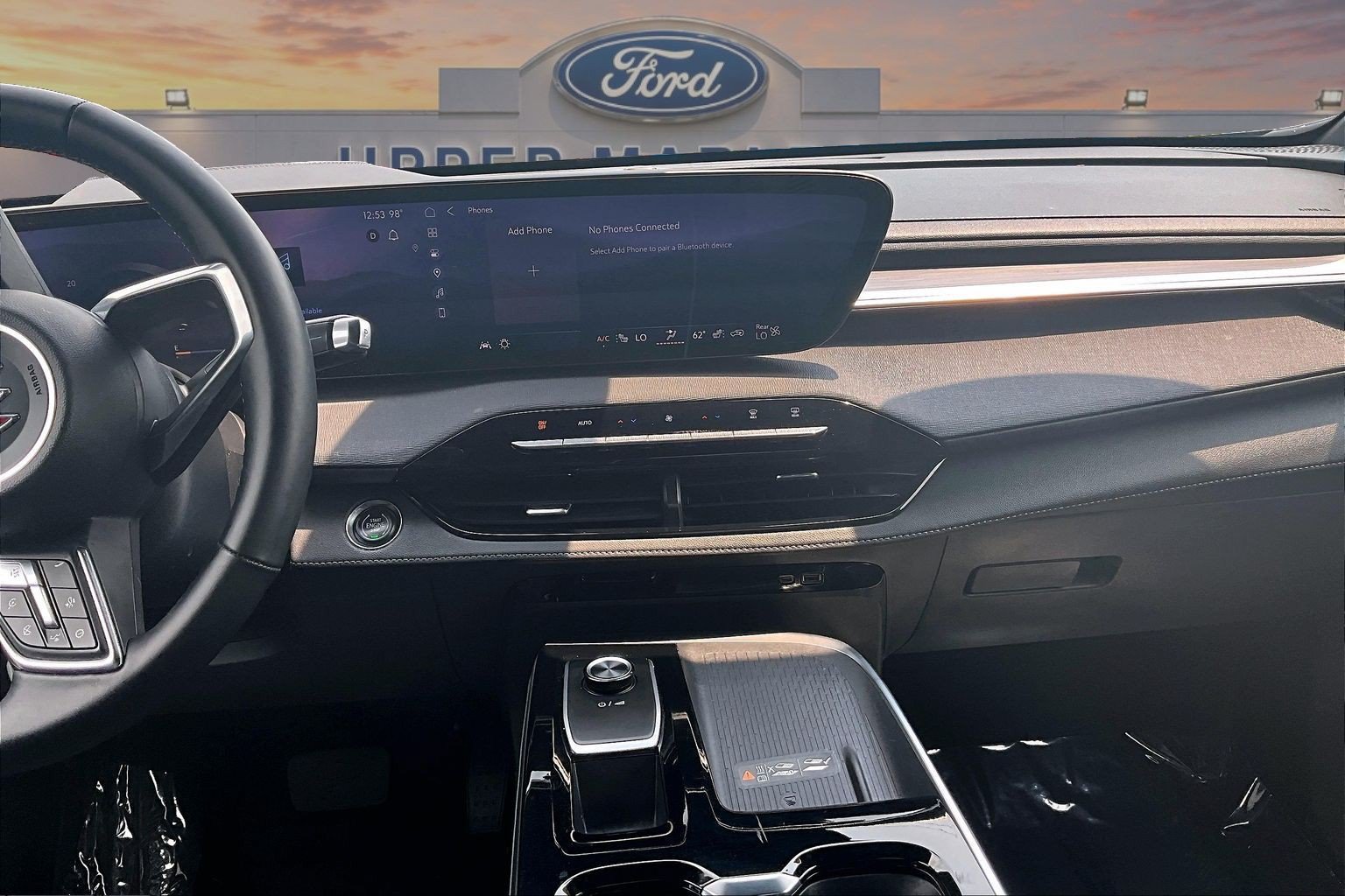 Used 2025 Buick Enclave Preferred FWD image 6