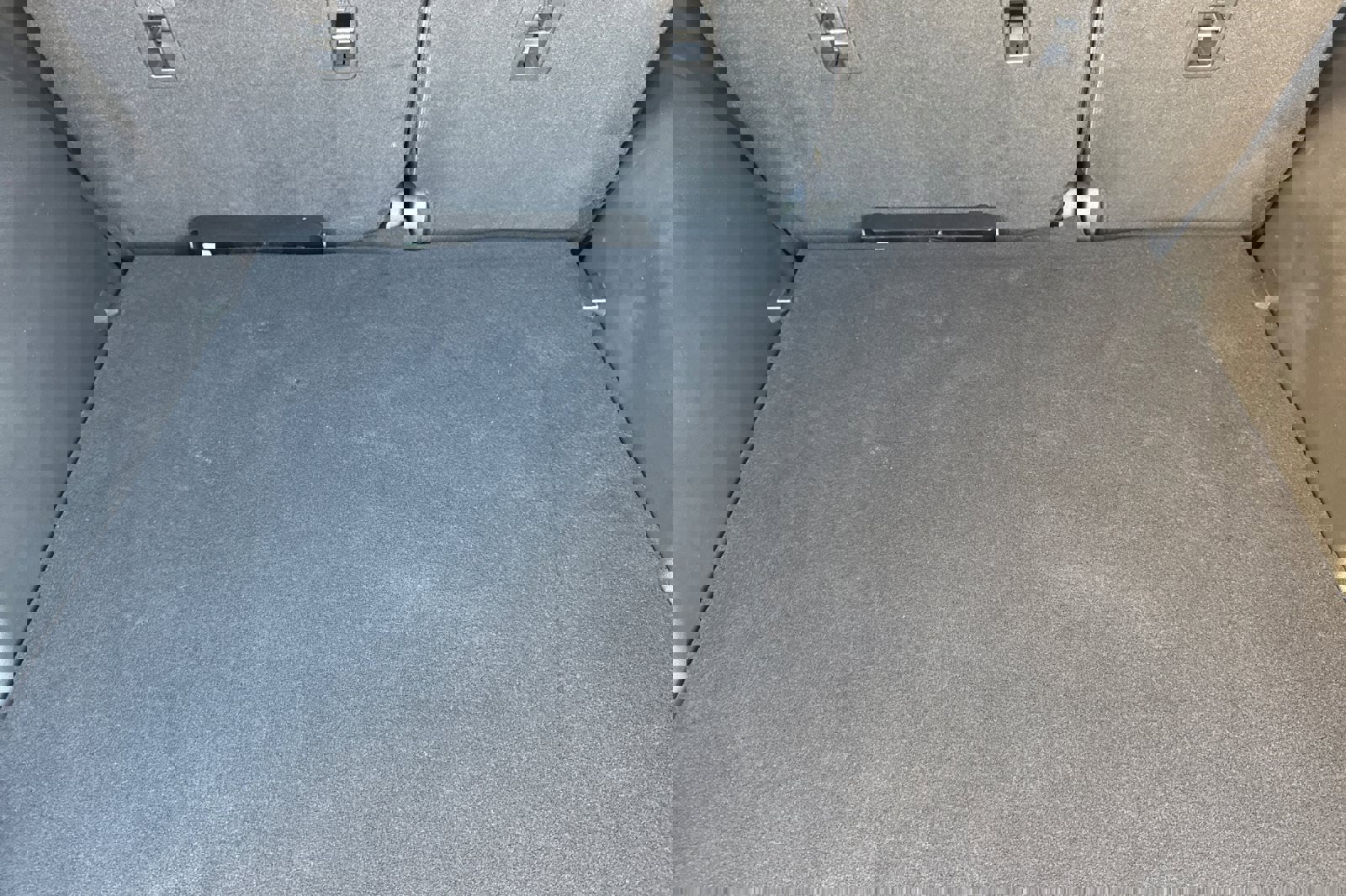 Certified 2025 Ford Escape Base image 16