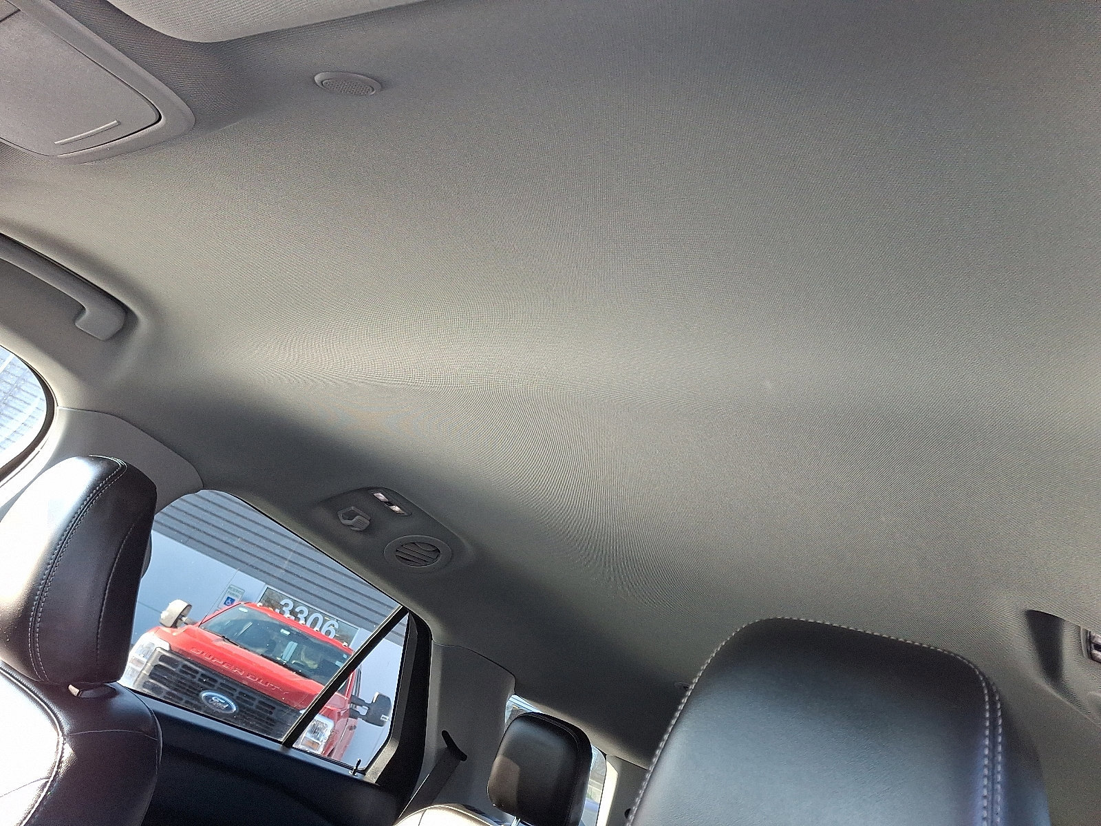 Certified 2022 Ford Explorer XLT w/ Equipment Group 202A image 21