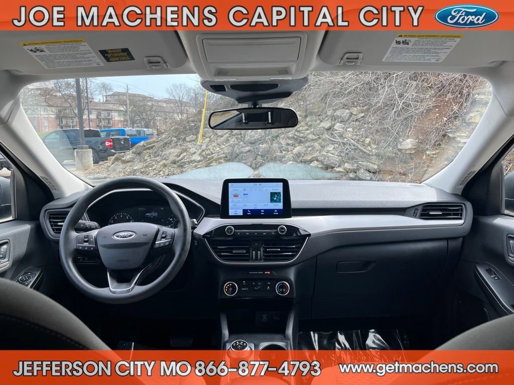 Certified 2022 Ford Escape SE image 12