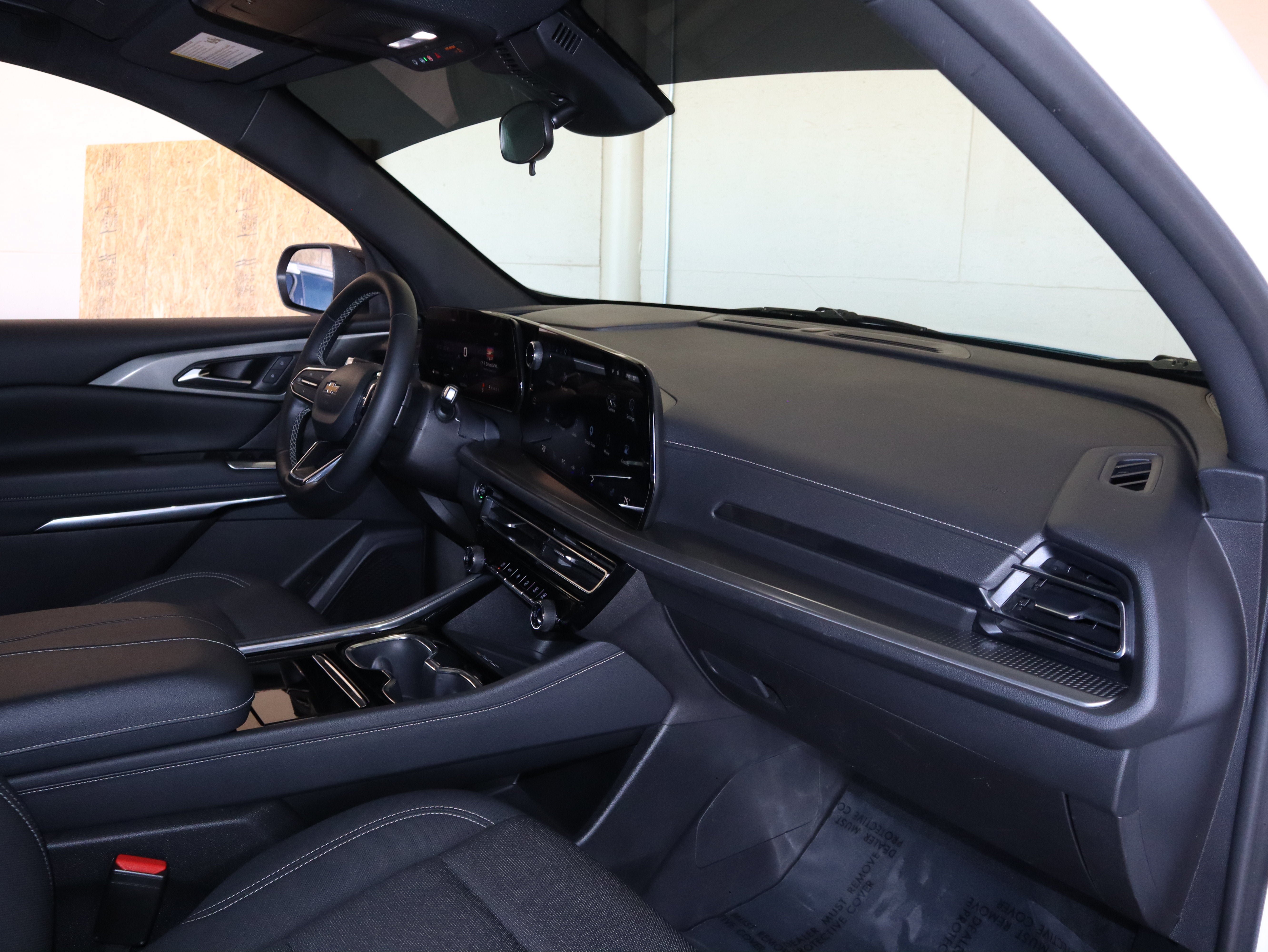 Used 2024 Chevrolet Traverse LT AWD/4WD image 38