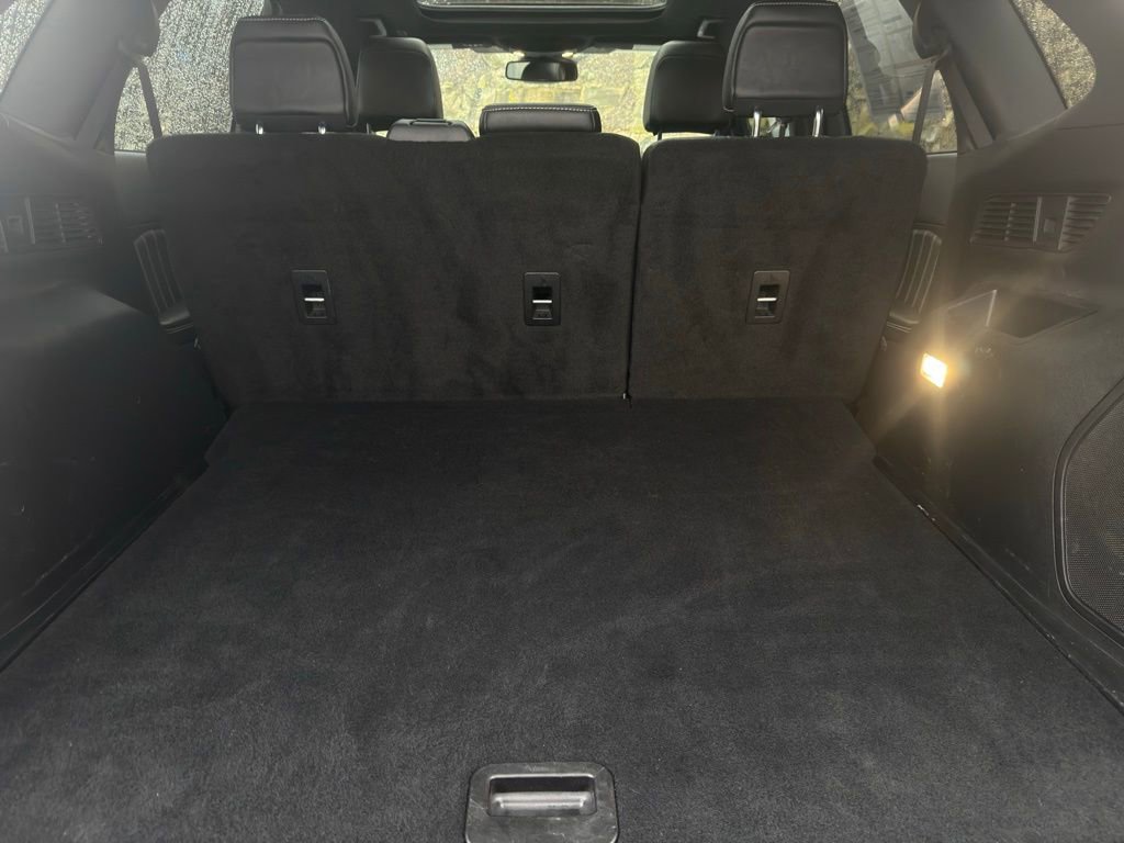 Certified 2022 Ford Edge ST w/ Equipment Group 401A image 10