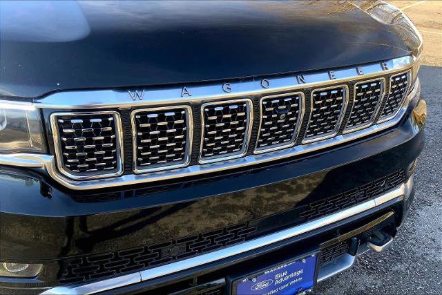 Used 2022 Jeep Grand Wagoneer Series III w/ Rear Seat Video Group 1 image 31