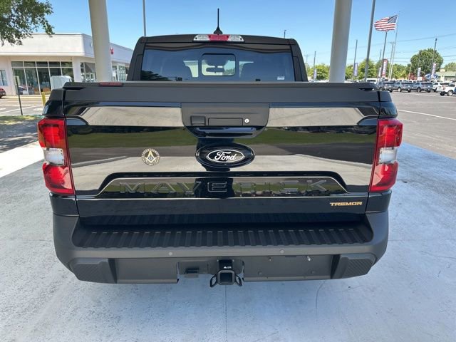 Certified 2025 Ford Maverick Tremor AWD/4WD image 4