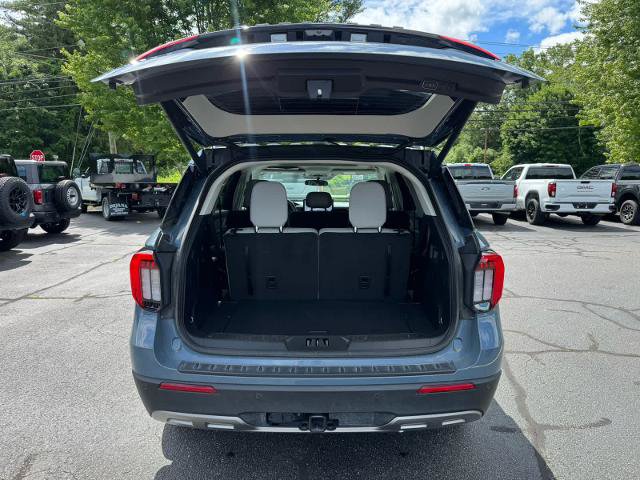 Certified 2025 Ford Explorer Active w/ Active Comfort Package AWD/4WD image 5