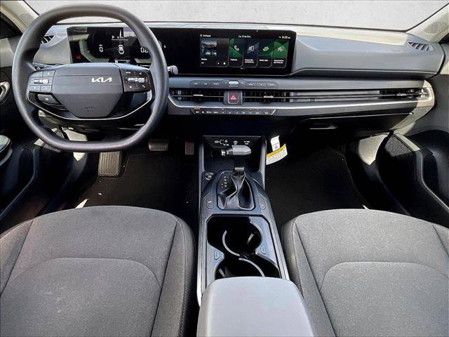 Used 2025 Kia K4 FWD image 12