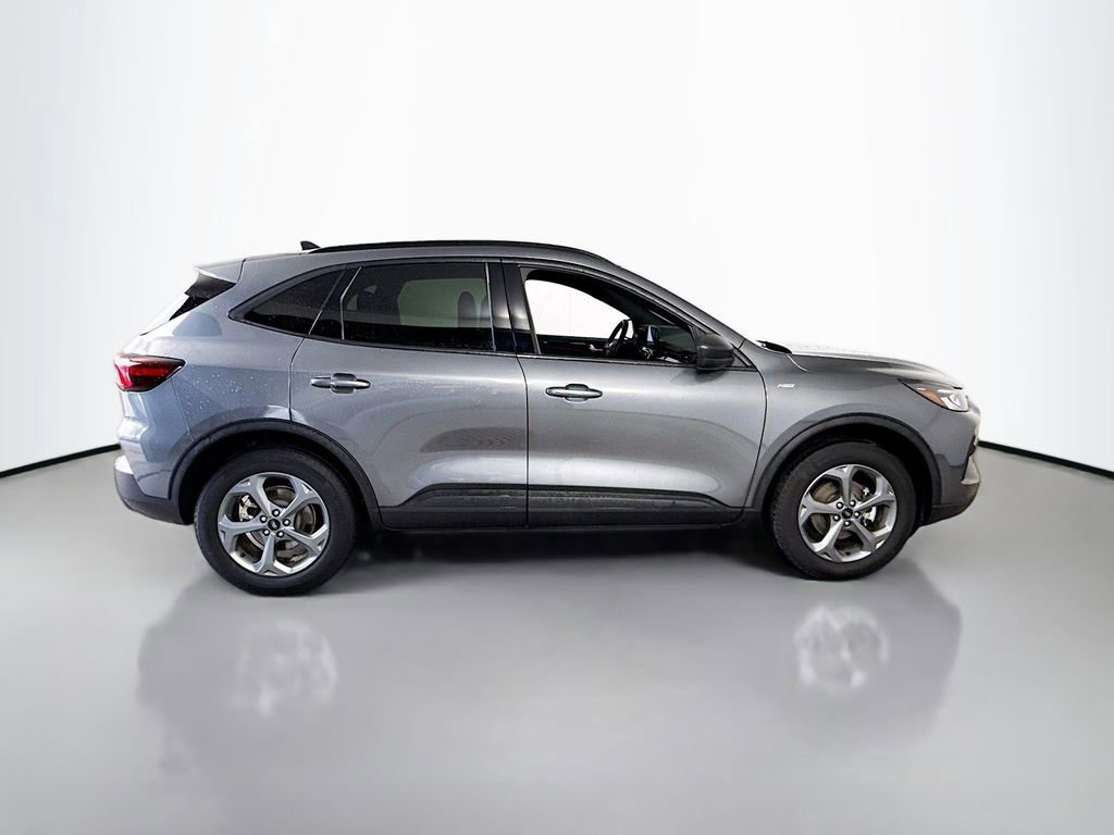 Certified 2025 Ford Escape ST-Line image 6