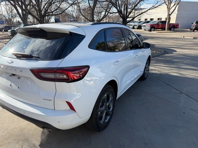 Certified 2023 Ford Escape ST-Line w/ Tech Pack #1 image 6