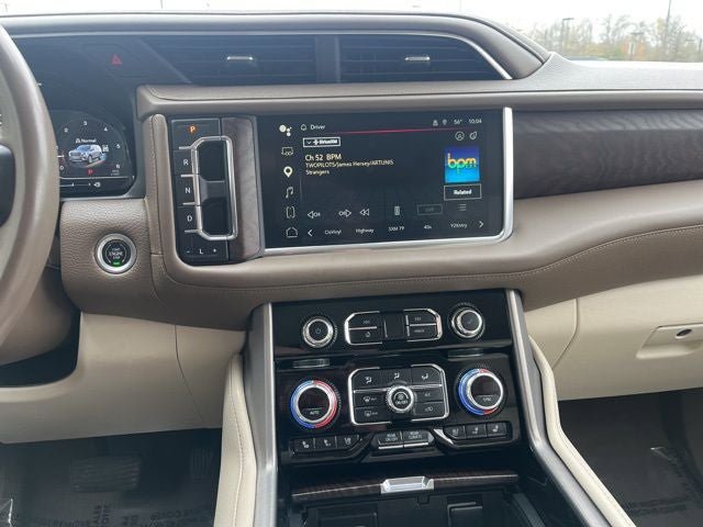 Used 2022 GMC Yukon XL Denali AWD/4WD image 31