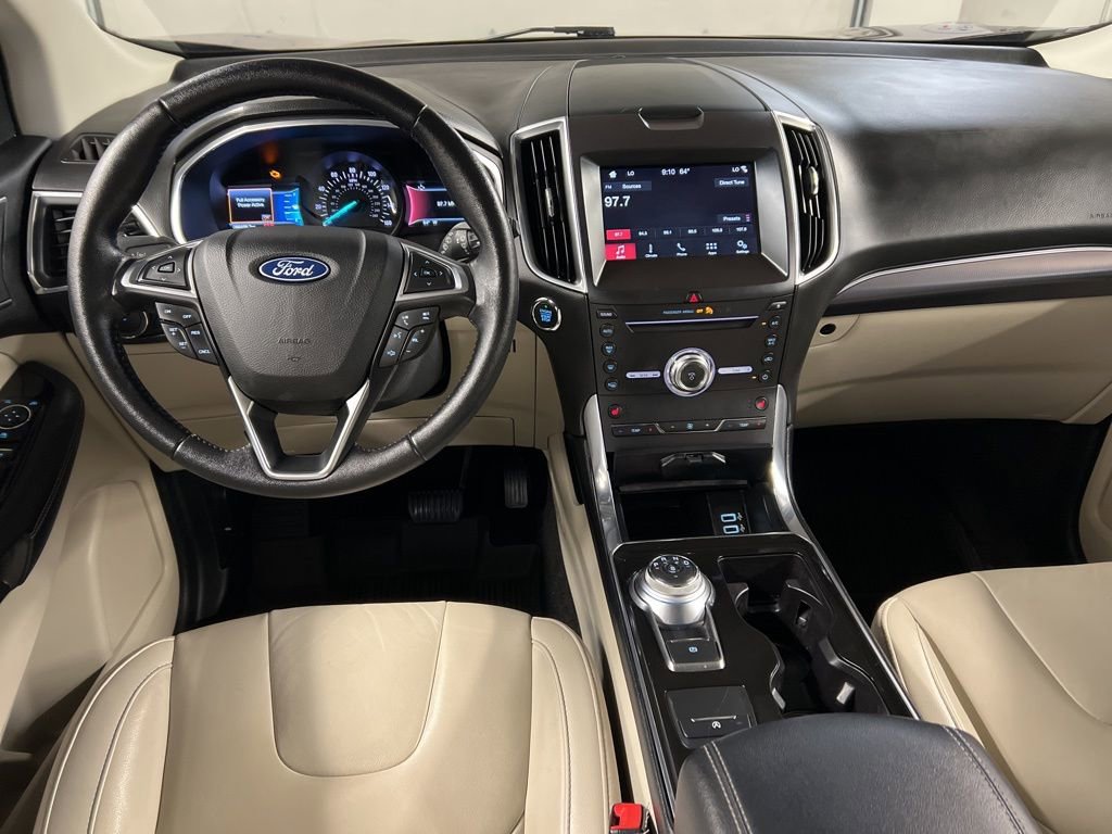 Certified 2019 Ford Edge Titanium w/ Cold Weather Package FWD image 8