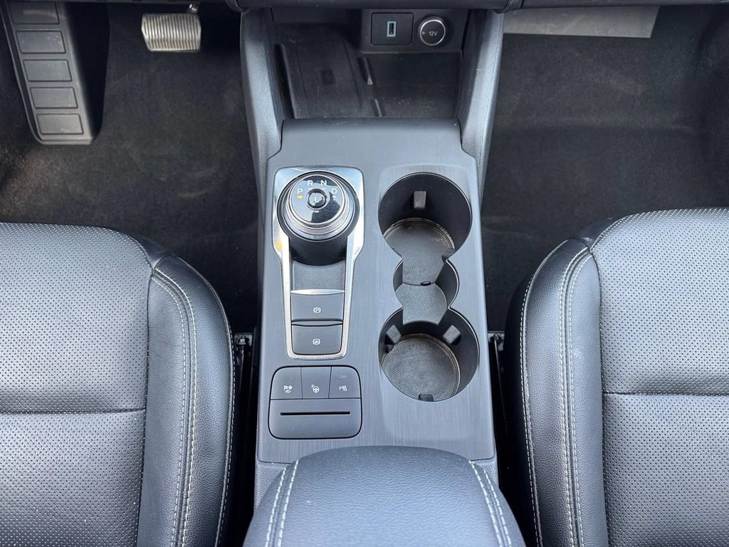 Certified 2020 Ford Escape Titanium AWD/4WD image 16