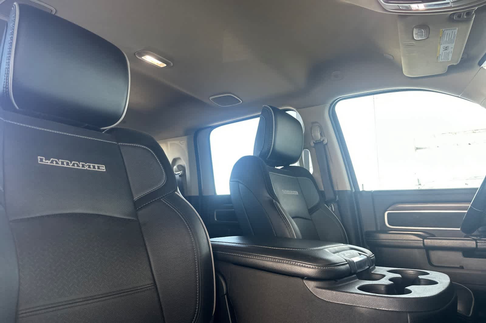 Used 2022 RAM 2500 Laramie AWD/4WD image 16