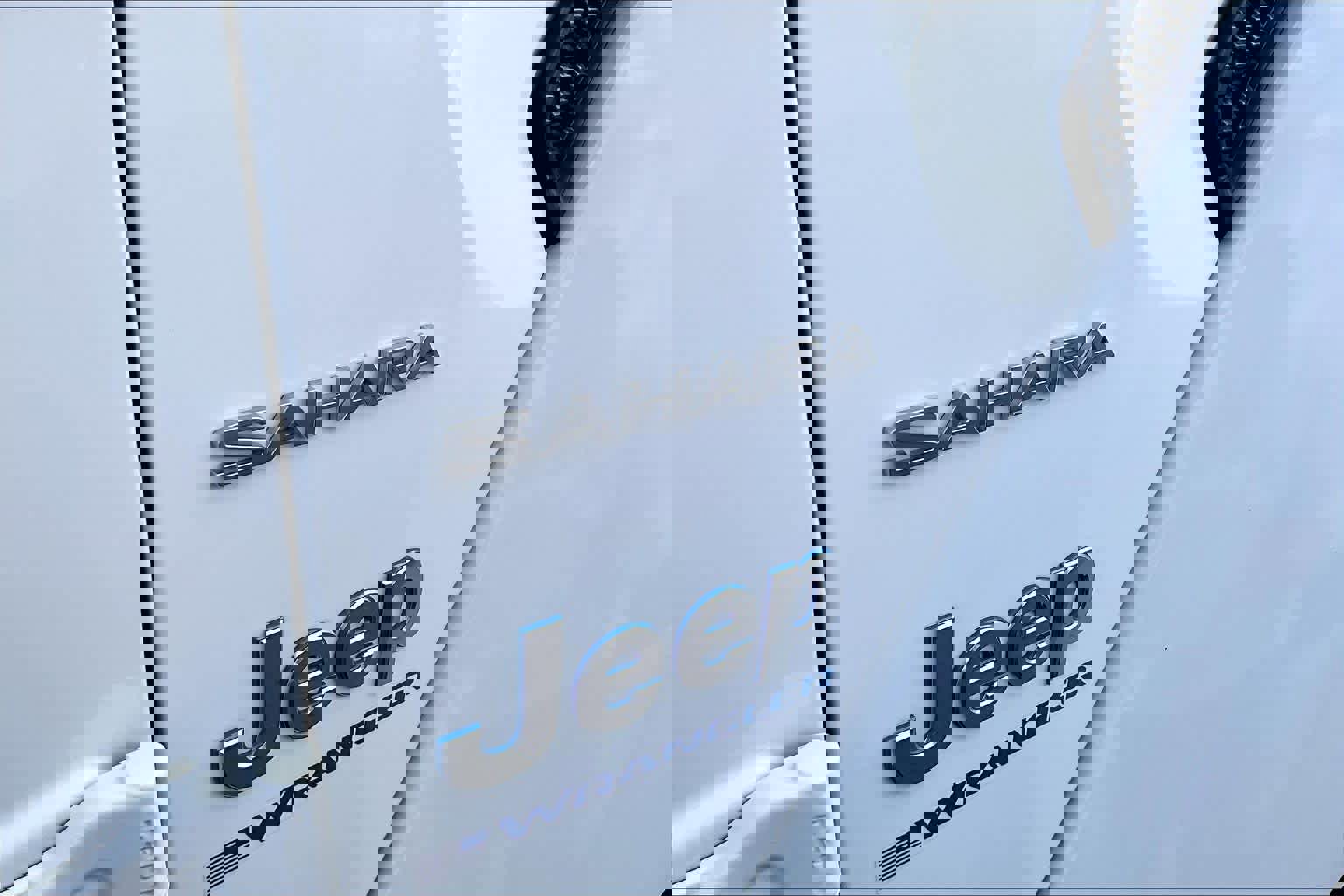 Used 2023 Jeep Wrangler Sahara w/ Cold Weather Group image 10