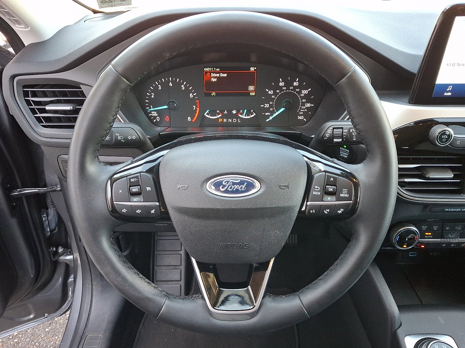 Certified 2022 Ford Escape SE w/ SE Sport Appearance Package image 21