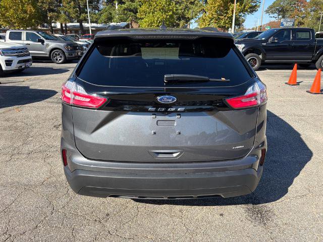 Certified 2022 Ford Edge SE image 6