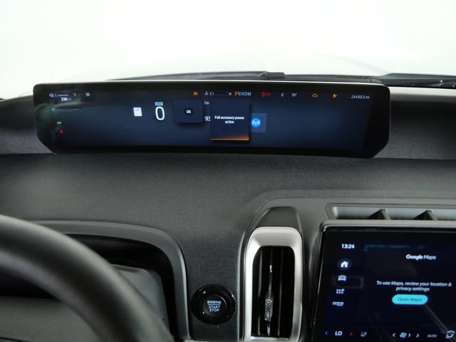 Certified 2025 Ford Expedition Active AWD/4WD image 18