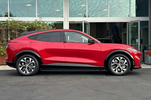 Certified 2023 Ford Mustang Mach-E Premium AWD/4WD image 3