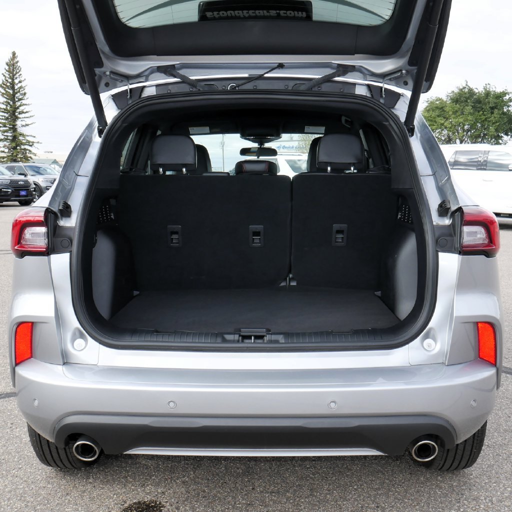 Certified 2024 Ford Escape ST-Line w/ Tech Pack #1 AWD/4WD image 18