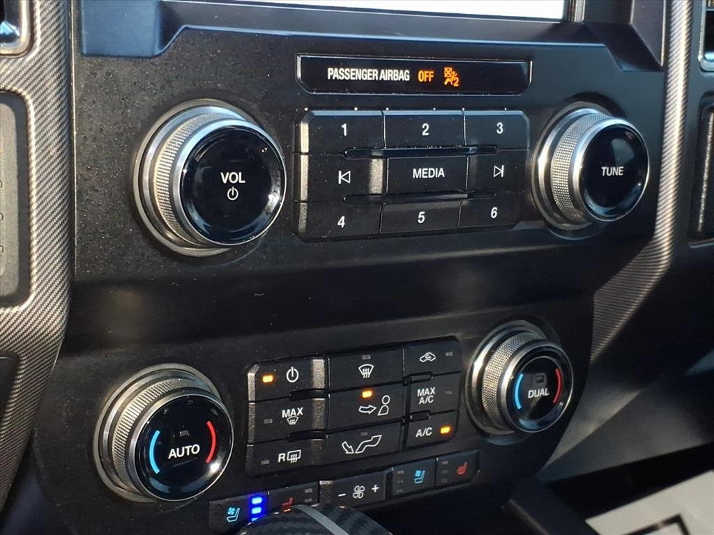 Certified 2019 Ford F150 Raptor w/ Equipment Group 802A Luxury image 22