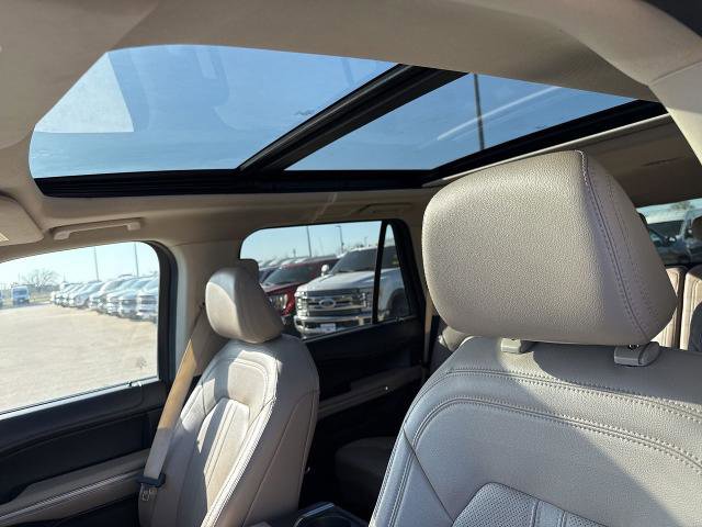 Certified 2024 Ford Expedition Limited image 22