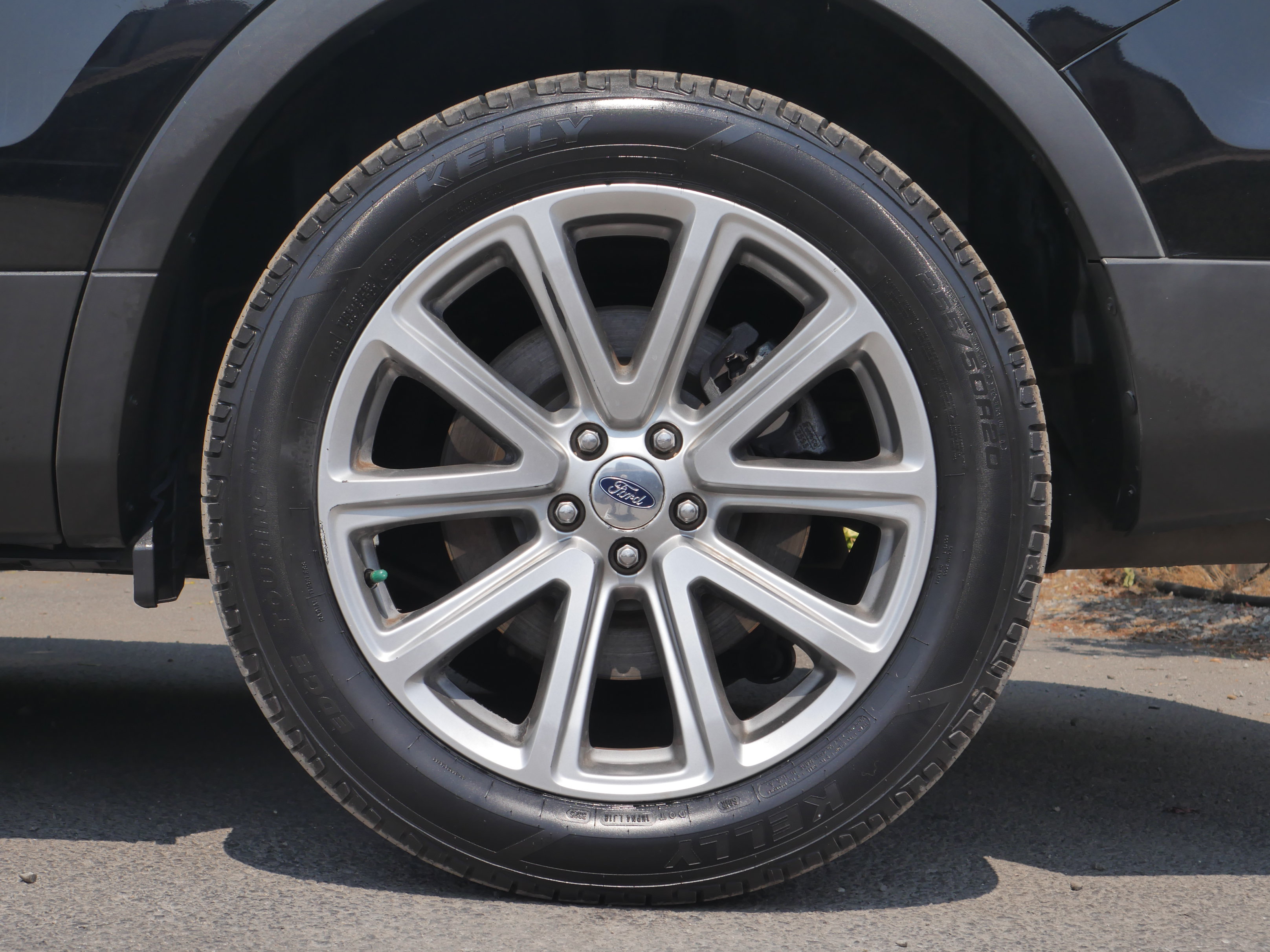 Certified 2017 Ford Explorer Limited FWD image 14