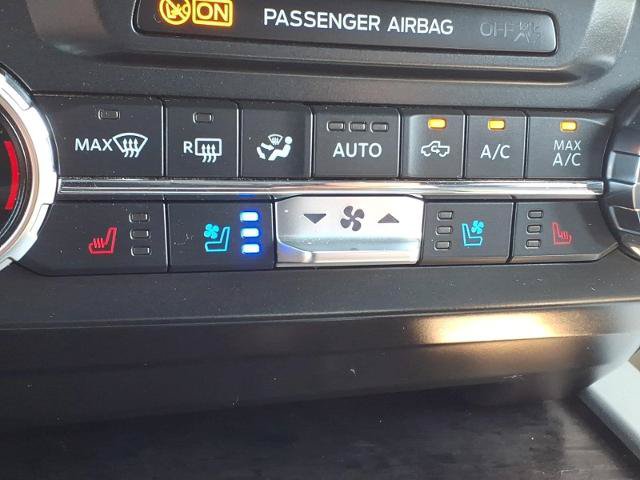 Certified 2022 Ford F350 Lariat w/ Lariat Ultimate Package AWD/4WD image 18