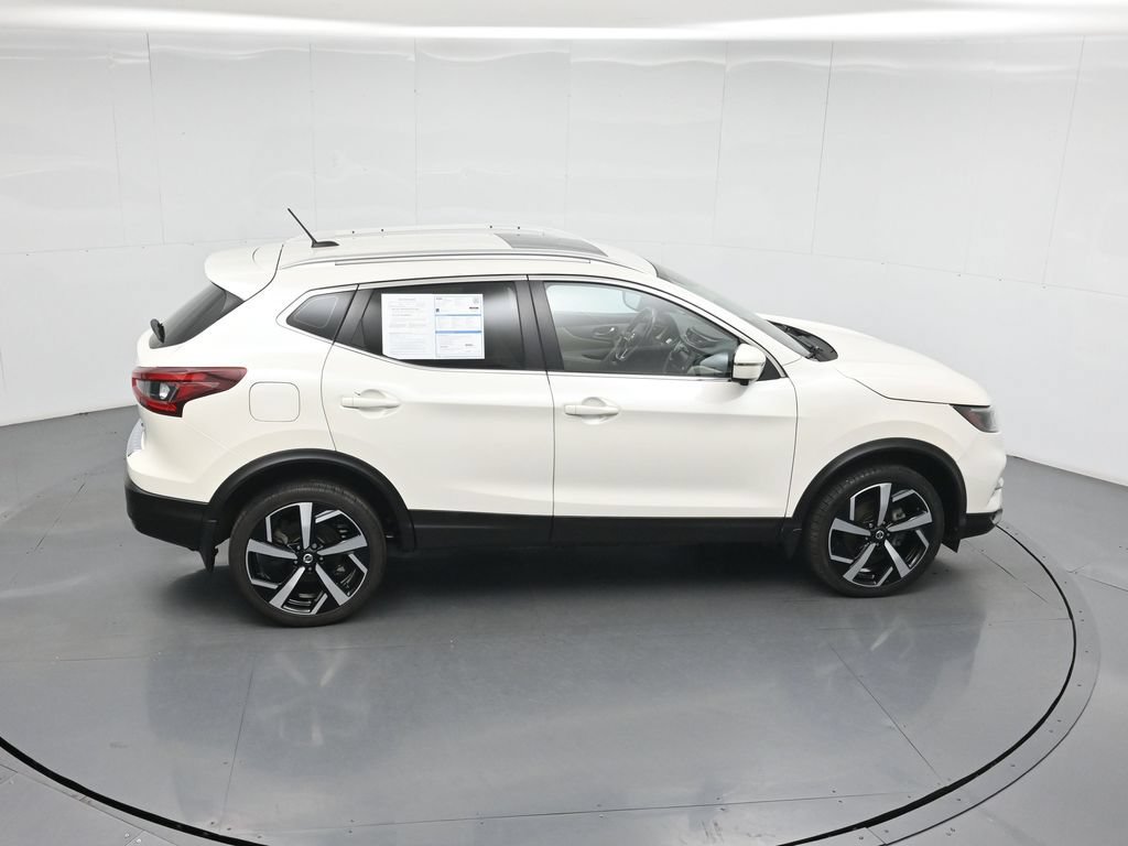 Used 2020 Nissan Rogue Sport SL w/ Premium Package FWD image 56