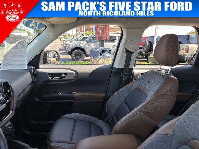 Certified 2024 Ford Bronco Sport Outer Banks w/ Tech Package AWD/4WD image 13