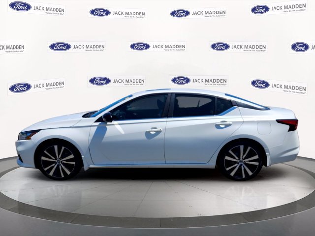 Used 2021 Nissan Altima 2.0 SR FWD image 2