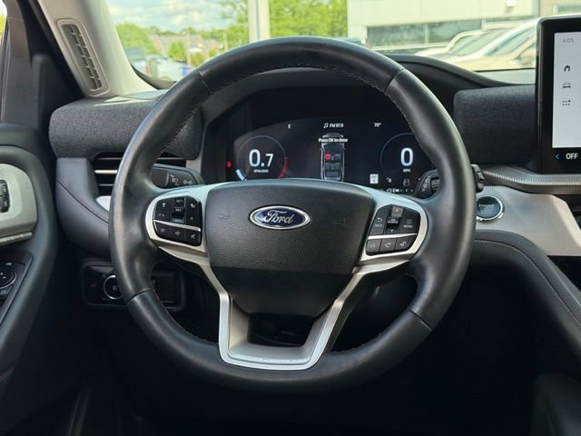 Certified 2025 Ford Explorer Active w/ Active Comfort Package AWD/4WD image 7