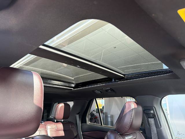 Certified 2025 Ford Explorer Platinum AWD/4WD image 12