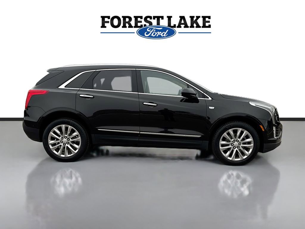 Used 2017 Cadillac XT5 Platinum w/ Driver Assist Package image 8