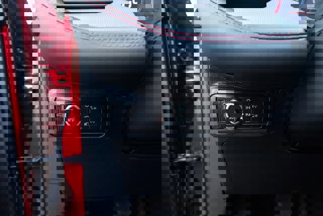 Certified 2025 Ford Explorer ST image 17