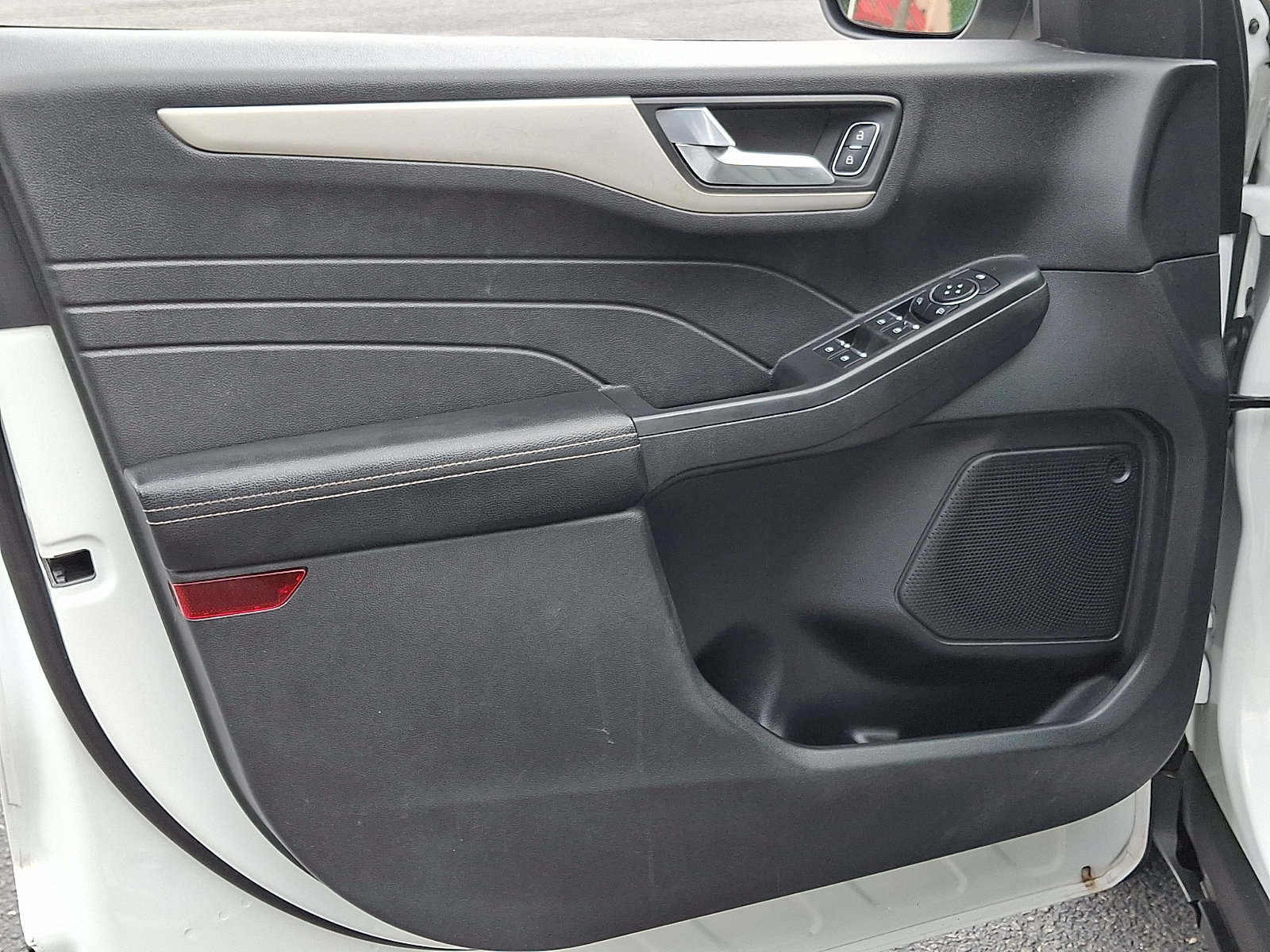 Certified 2021 Ford Escape SEL FWD image 13