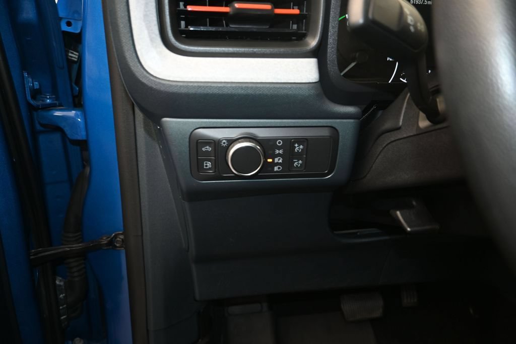 Certified 2022 Ford Maverick XLT FWD image 12