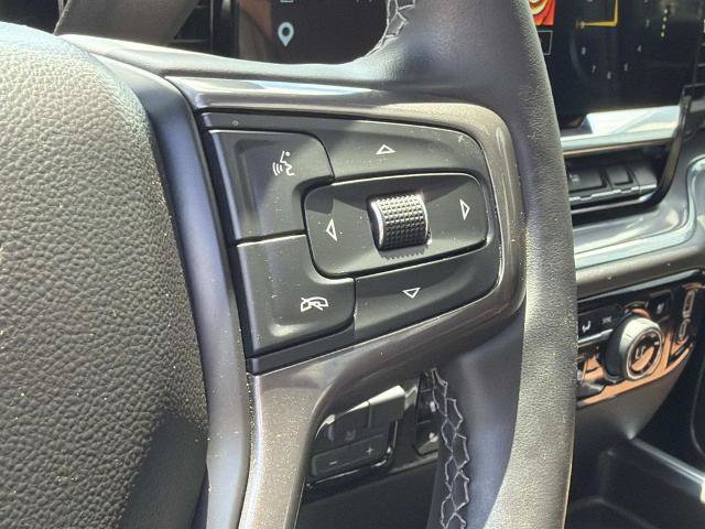 Used 2025 Chevrolet Silverado 3500 High Country w/ High Country Premium Package AWD/4WD image 19