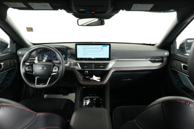 Certified 2025 Ford Explorer ST image 16