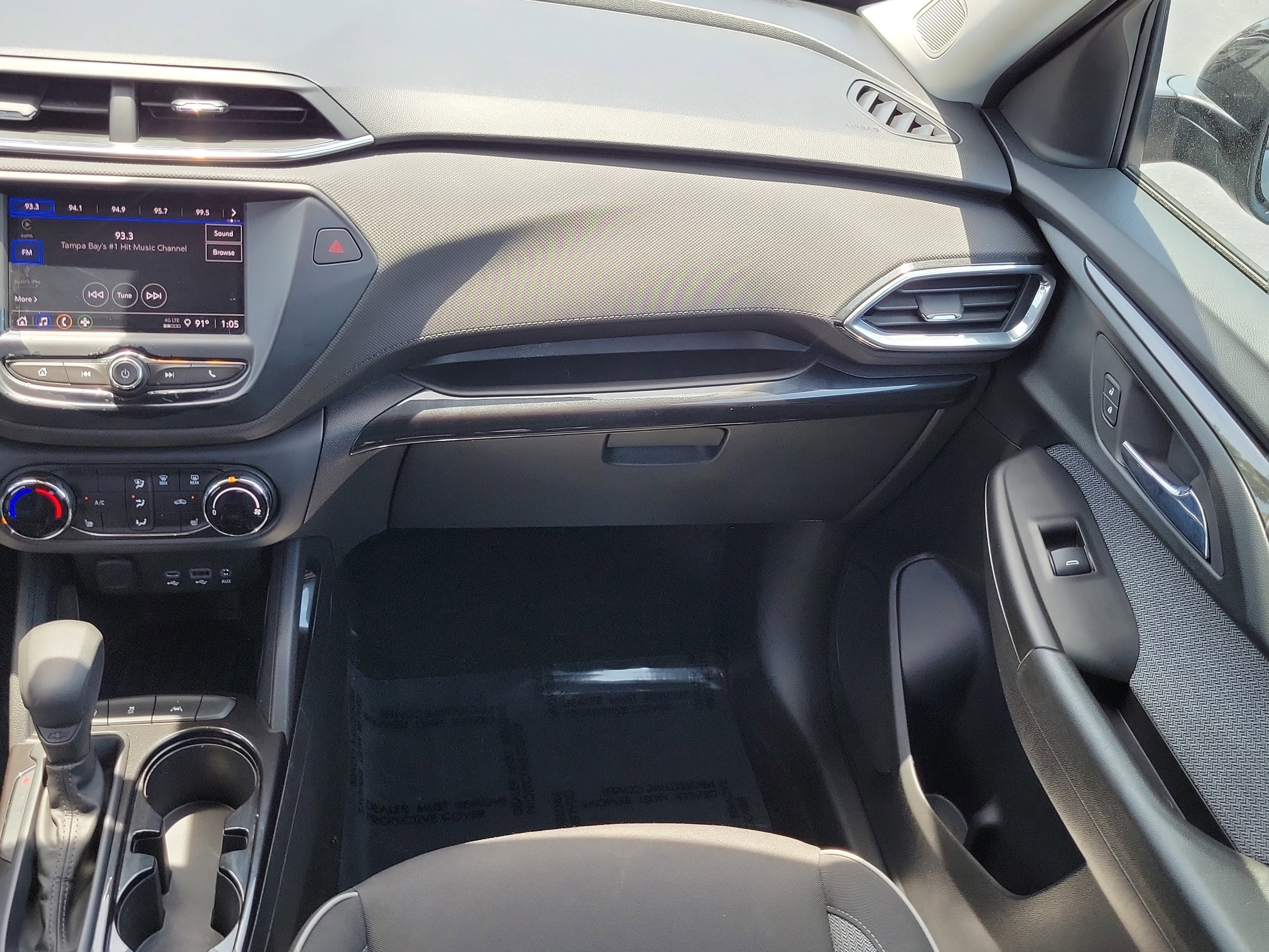 Used 2023 Chevrolet TrailBlazer LT FWD image 18