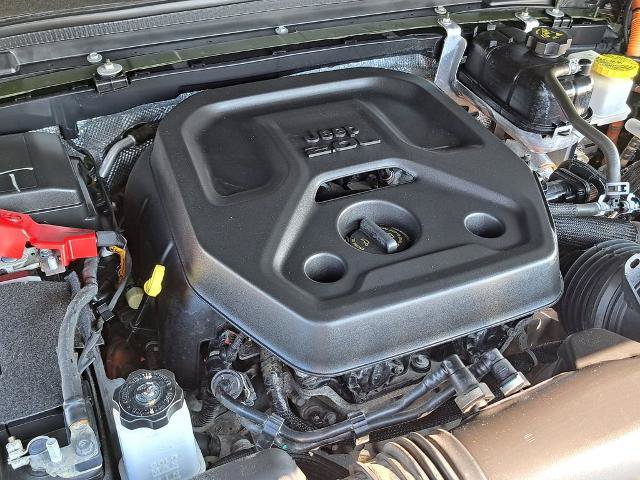 Used 2024 Jeep Wrangler Unlimited Sahara AWD/4WD image 17