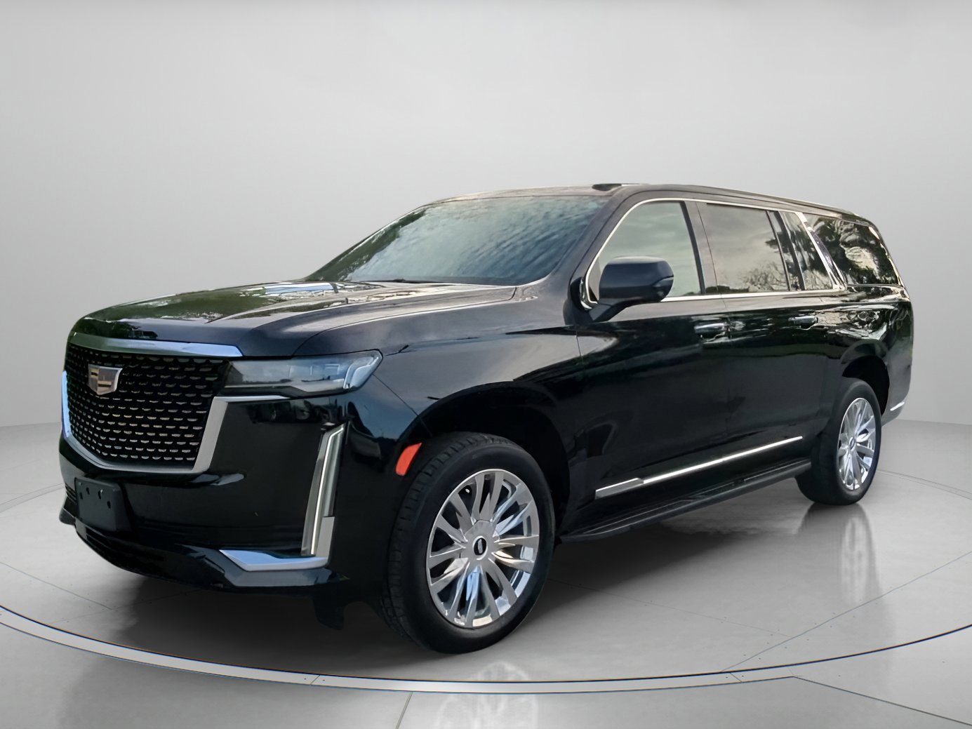 Used 2021 Cadillac Escalade ESV Premium Luxury AWD/4WD image 4