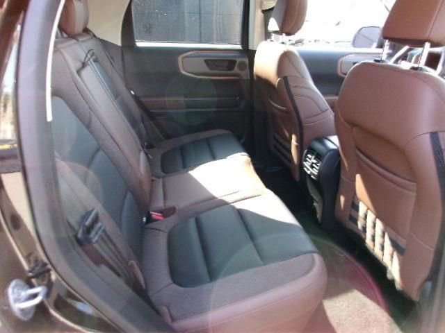 Certified 2025 Ford Bronco Sport Outer Banks w/ Outer Banks Tech Package+ AWD/4WD image 5