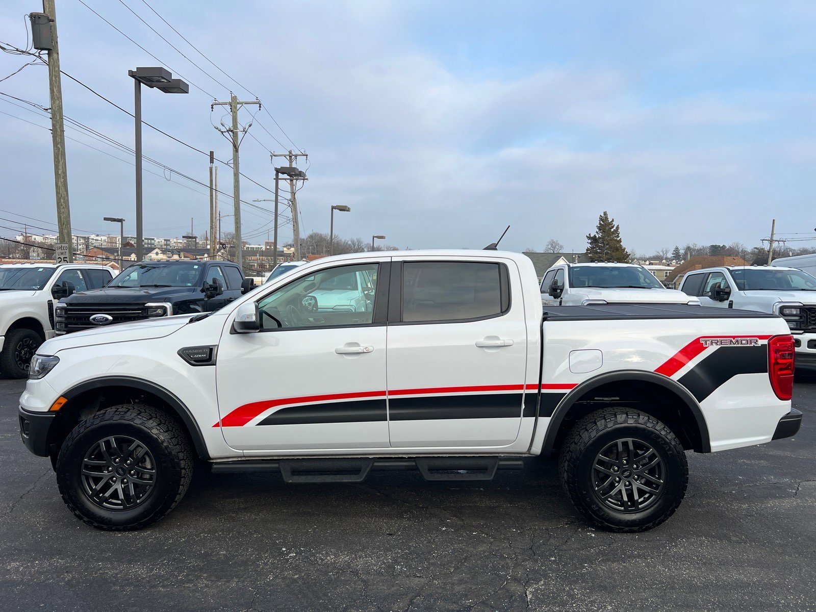 Certified 2023 Ford Ranger Lariat w/ Tremor Off-Road Package AWD/4WD image 9