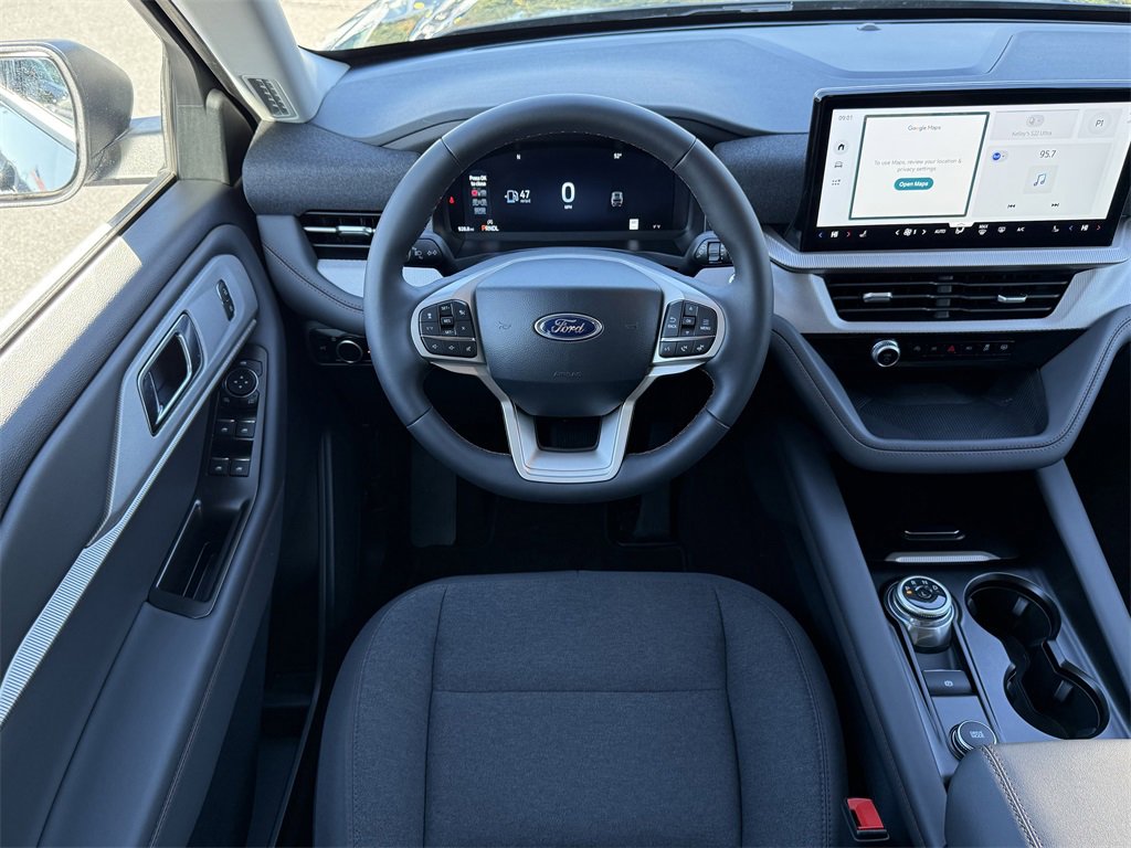 Certified 2025 Ford Explorer Active image 15