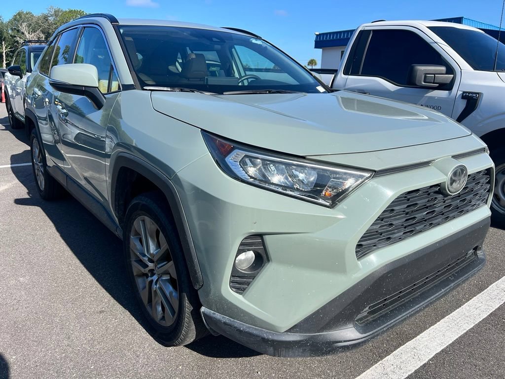 Used 2020 Toyota RAV4 XLE Premium FWD image 1