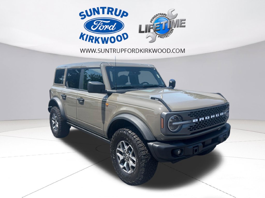 Certified 2025 Ford Bronco Badlands AWD/4WD image 9